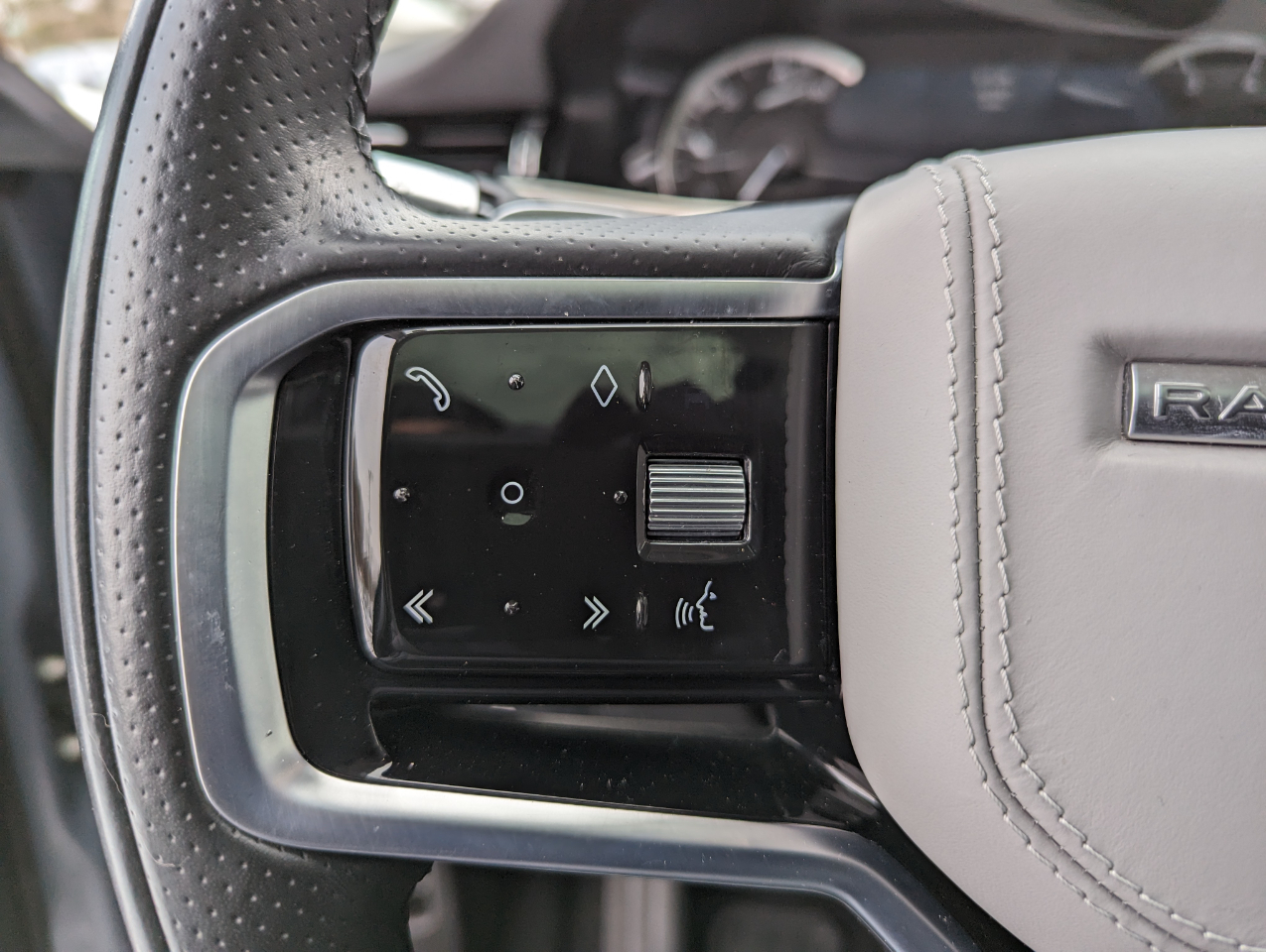 Land Rover Range Rover Evoque R-Dynamic S AWD 2022