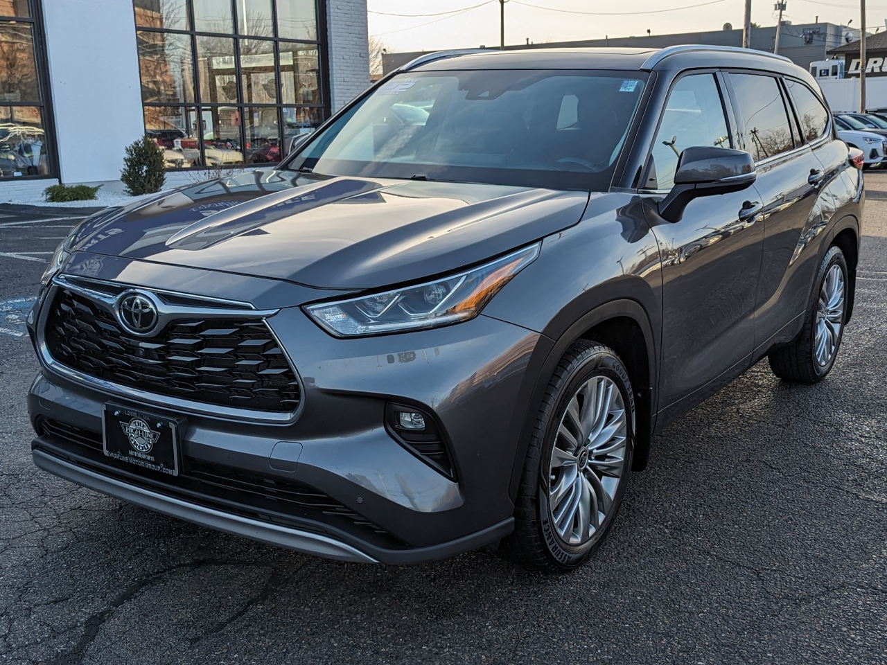 Toyota Highlander Platinum AWD (Natl) 2022