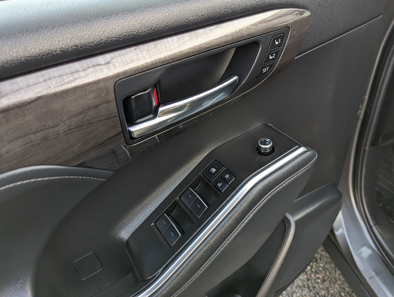 Toyota Highlander Platinum AWD (Natl) 2022