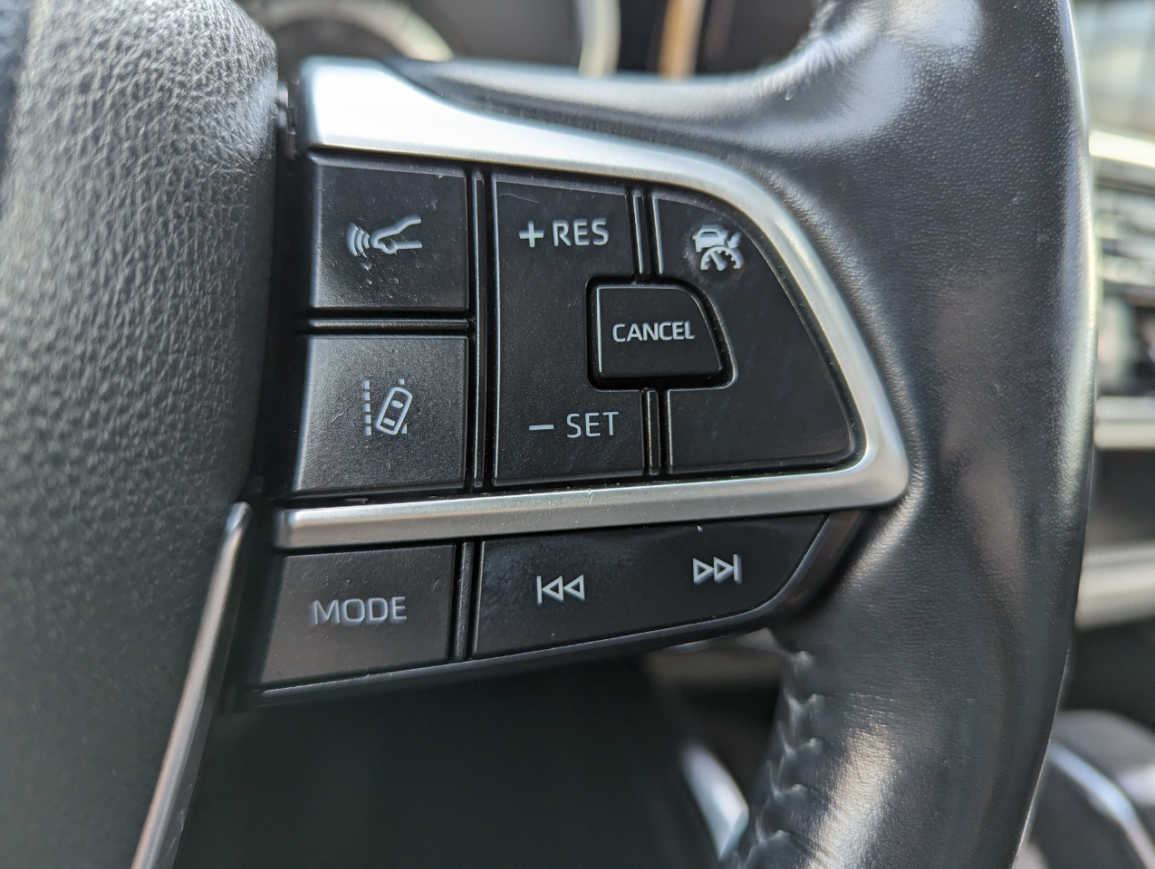 Toyota Highlander Platinum AWD (Natl) 2022