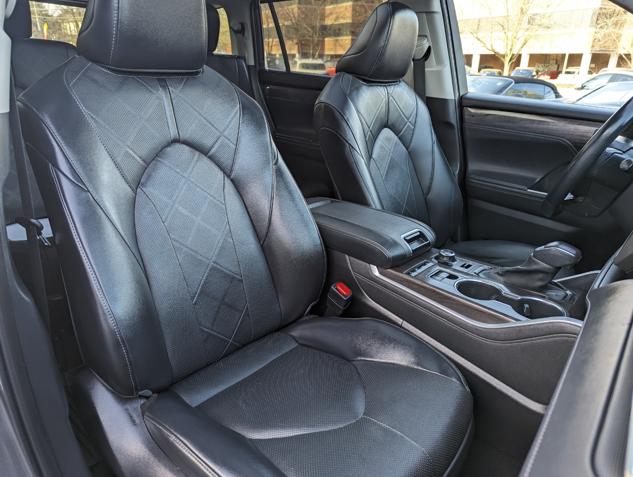 Toyota Highlander Platinum AWD (Natl) 2022