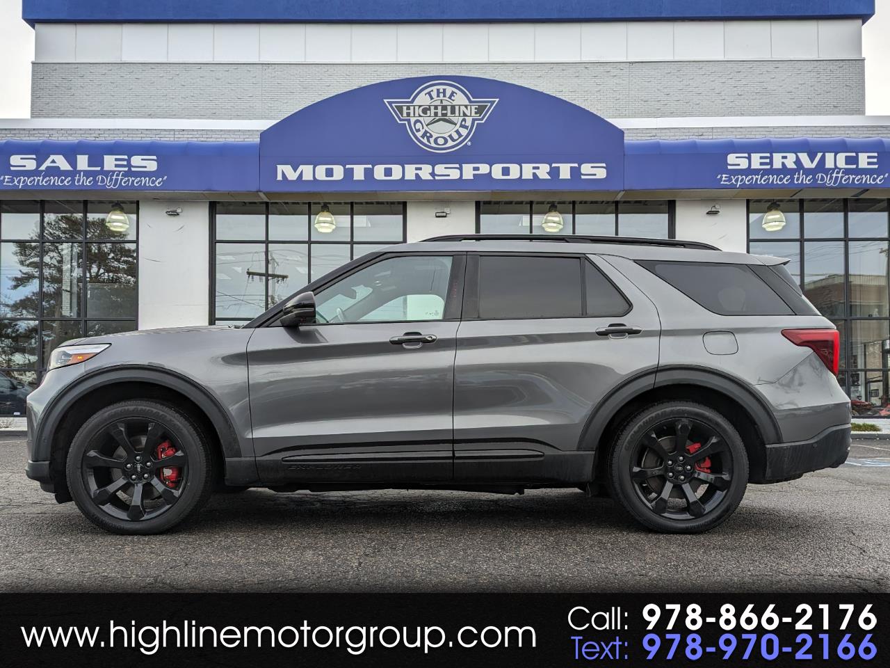 2021 Ford Explorer ST's photo