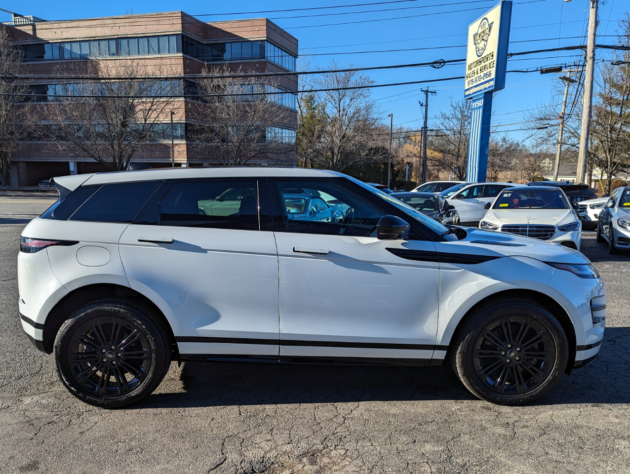 Land Rover Range Rover Evoque Dynamic SE AWD 2024