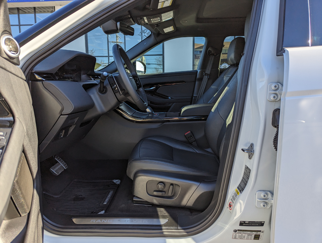 Land Rover Range Rover Evoque Dynamic SE AWD 2024