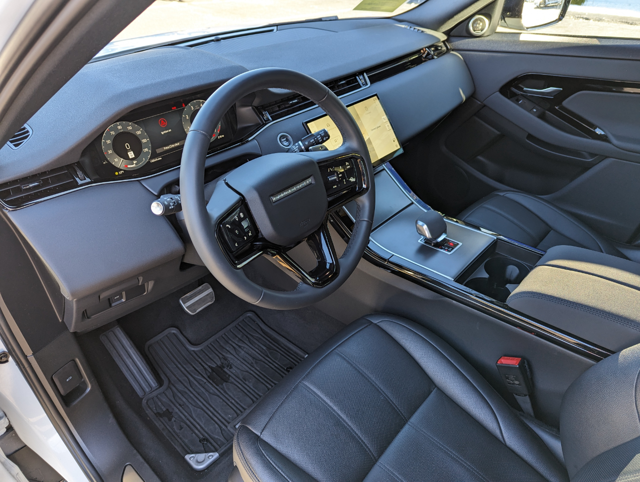 Land Rover Range Rover Evoque Dynamic SE AWD 2024