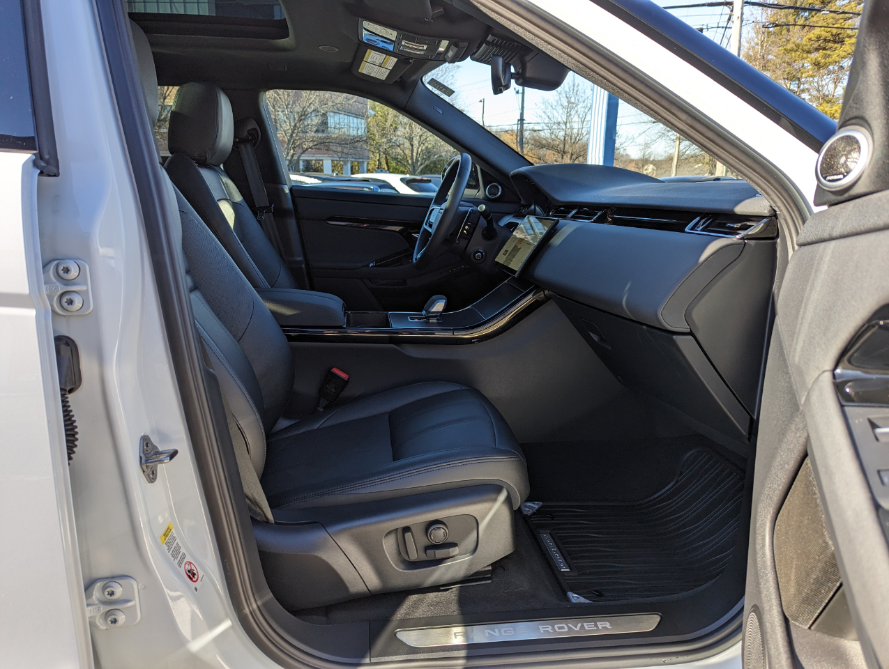 Land Rover Range Rover Evoque Dynamic SE AWD 2024