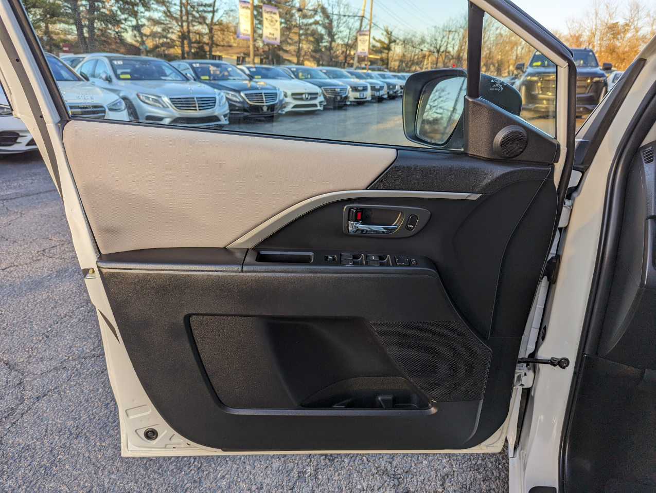 Mazda MAZDA5 4dr Wgn Auto Sport 2014