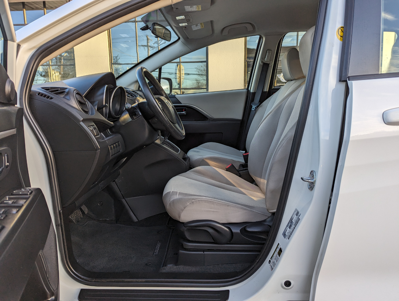 Mazda MAZDA5 4dr Wgn Auto Sport 2014