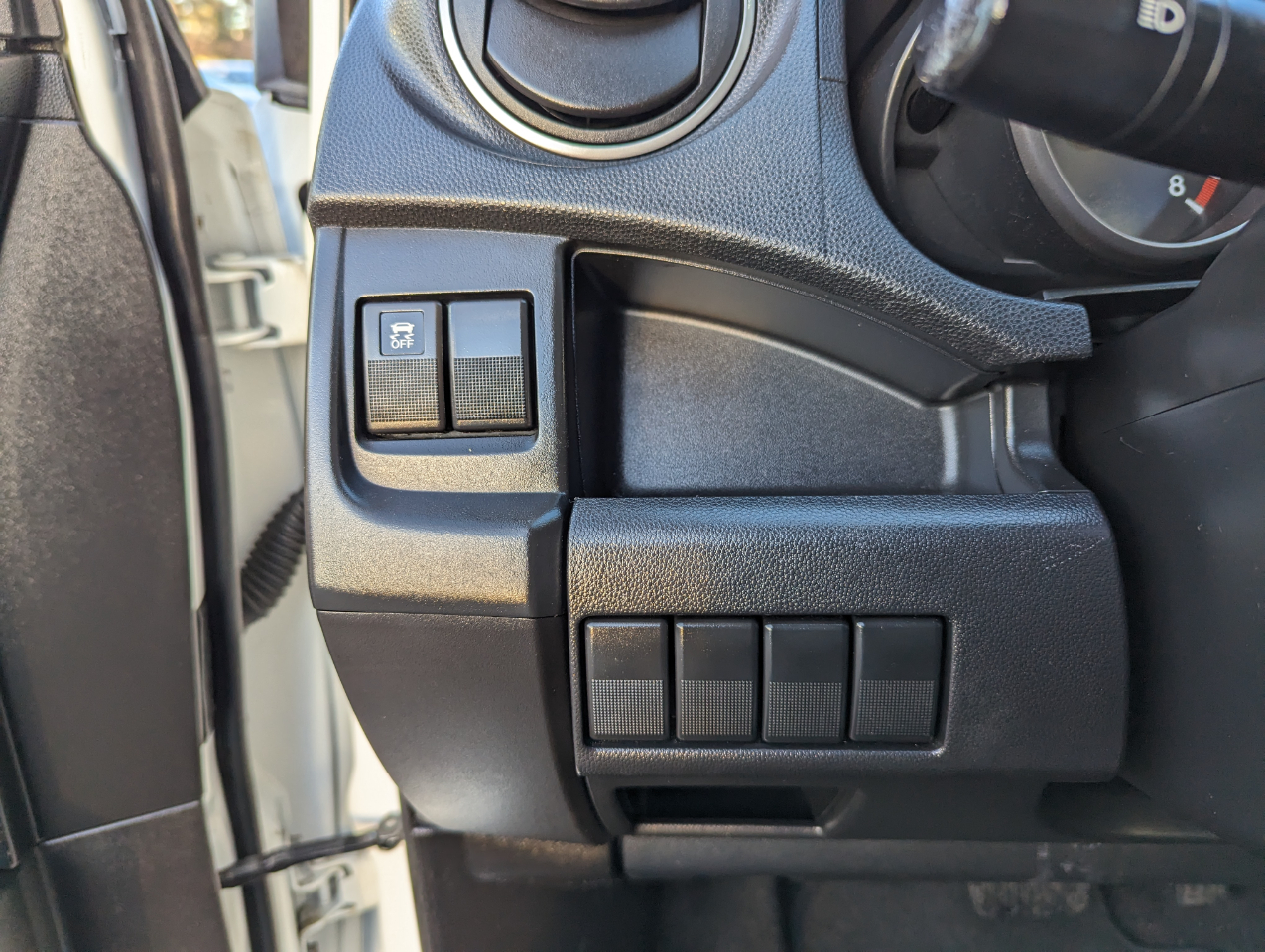 Mazda MAZDA5 4dr Wgn Auto Sport 2014