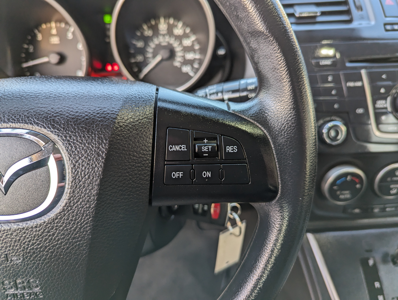 Mazda MAZDA5 4dr Wgn Auto Sport 2014