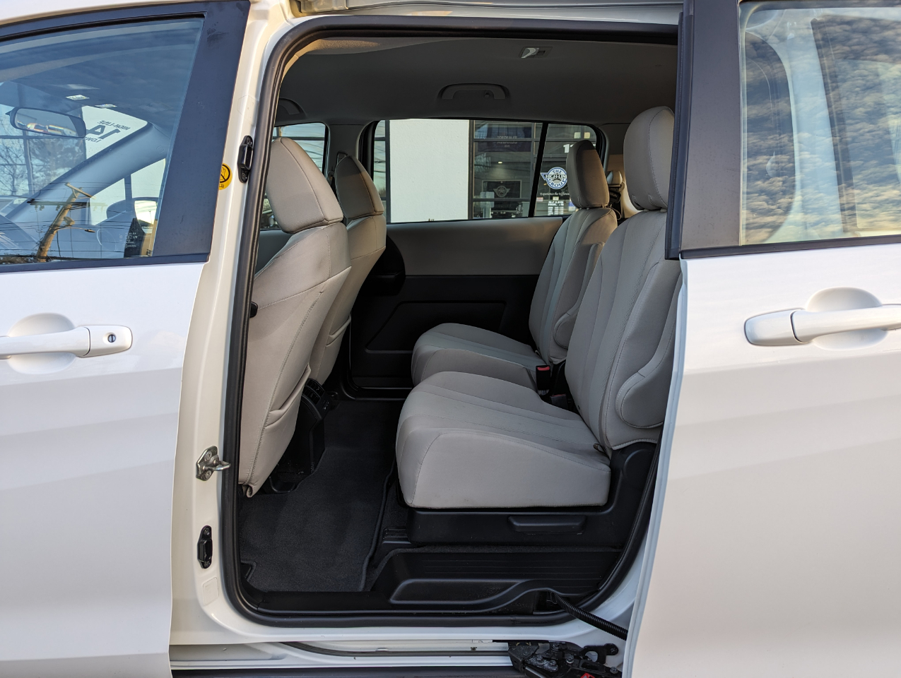 Mazda MAZDA5 4dr Wgn Auto Sport 2014