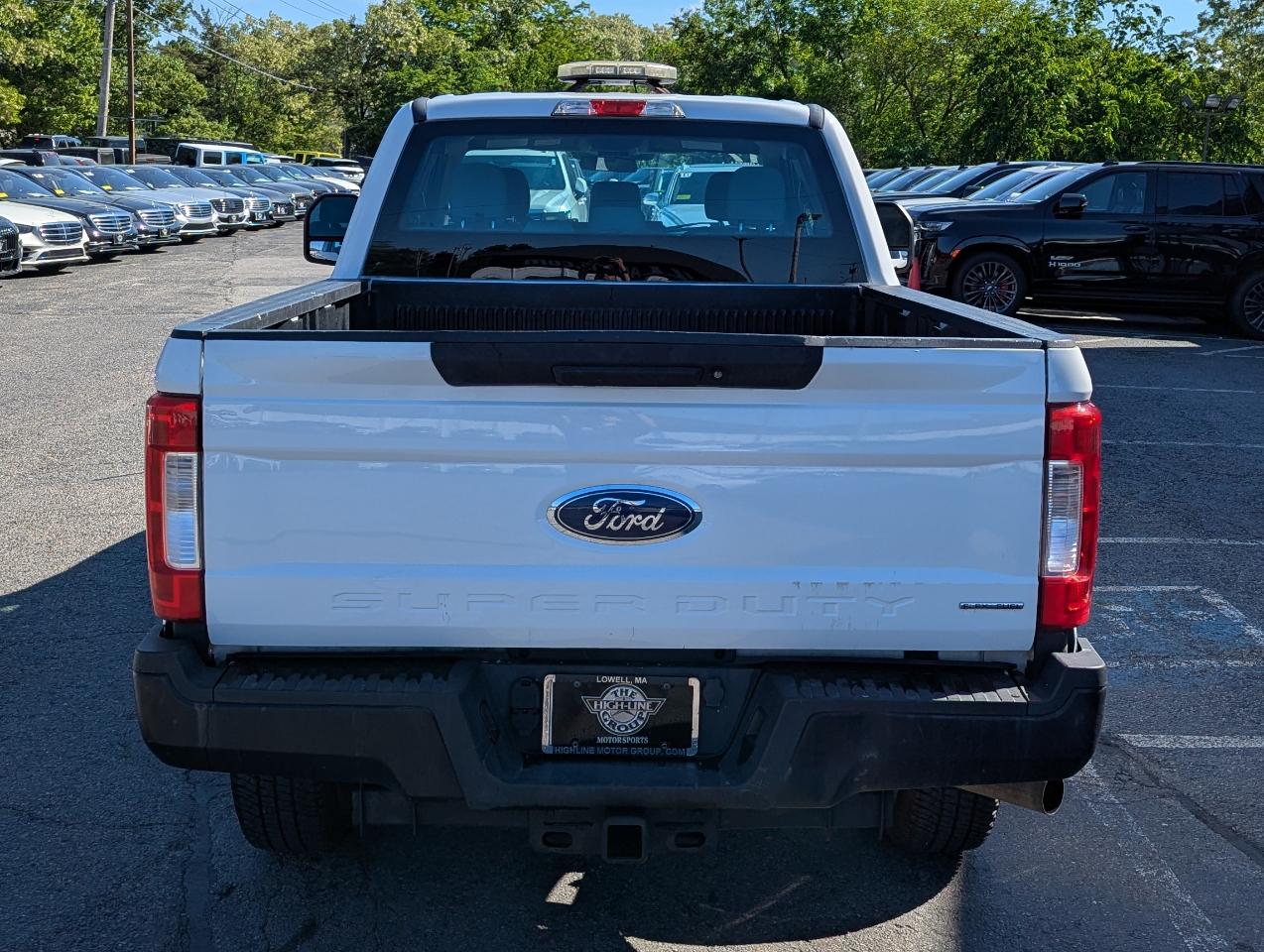 Ford Super Duty F-250 SRW XL 4WD SuperCab 8' Box 2017