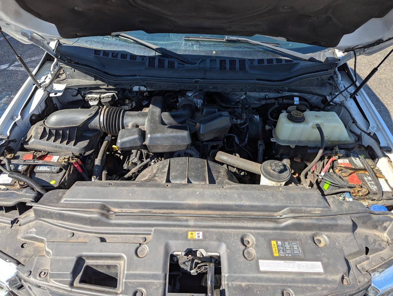 Ford Super Duty F-250 SRW XL 4WD SuperCab 8' Box 2017