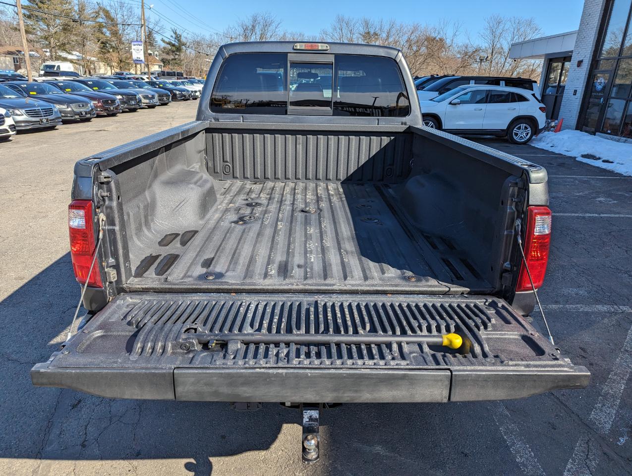 Ford Super Duty F-350 SRW 4WD Crew Cab 156" Lariat 2015