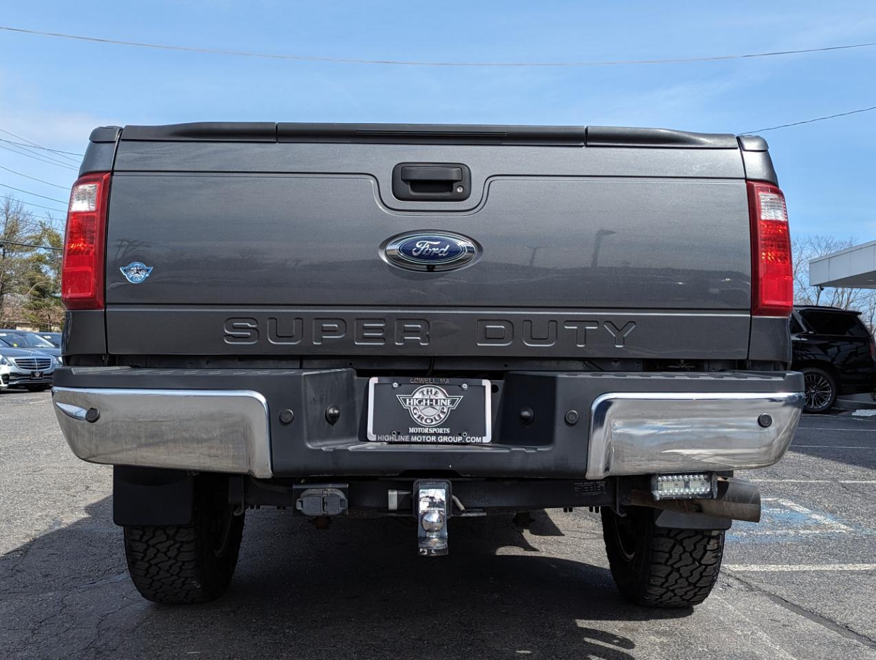 Ford Super Duty F-350 SRW 4WD Crew Cab 156" Lariat 2015