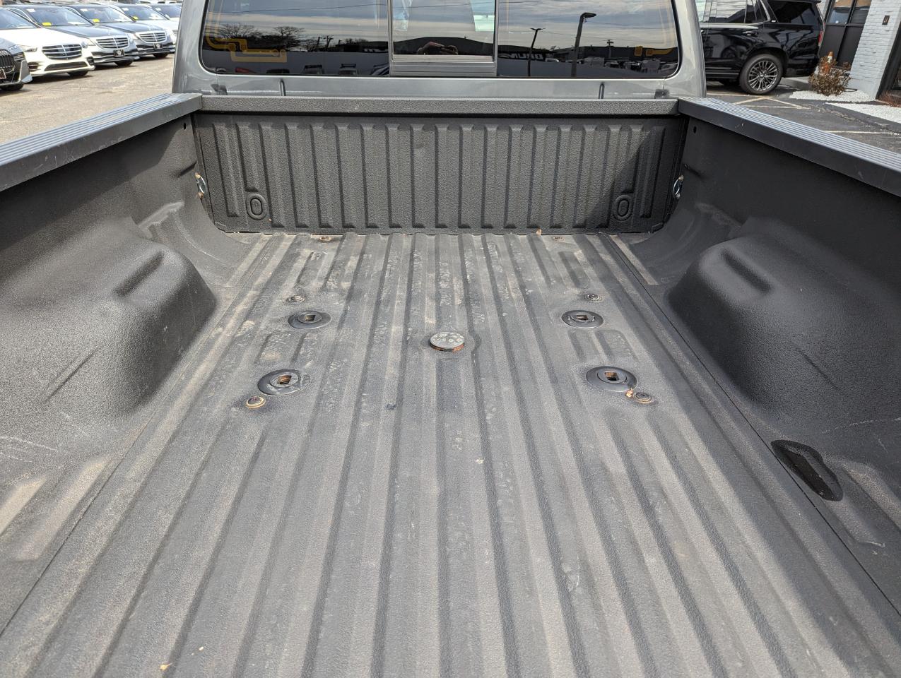 Ford Super Duty F-350 SRW 4WD Crew Cab 156" Lariat 2015