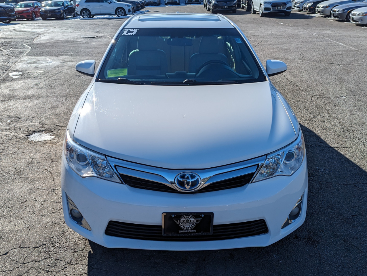 Toyota Camry Hybrid 4dr Sdn XLE (Natl) 2013