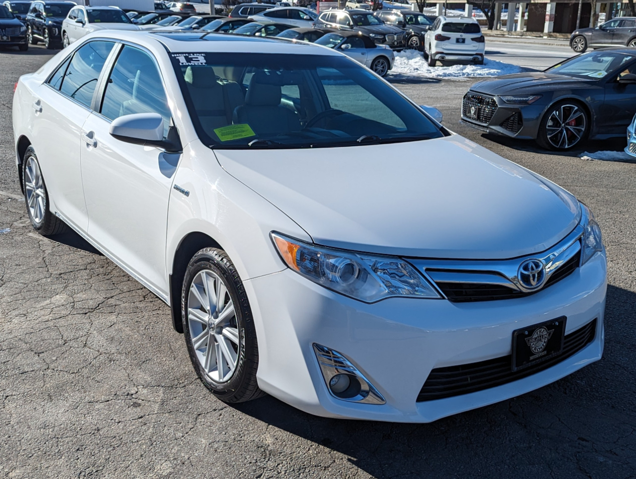 Toyota Camry Hybrid 4dr Sdn XLE (Natl) 2013