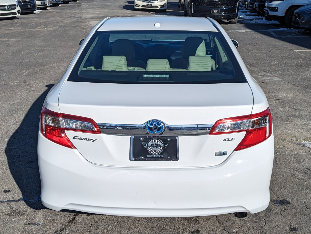 Toyota Camry Hybrid 4dr Sdn XLE (Natl) 2013