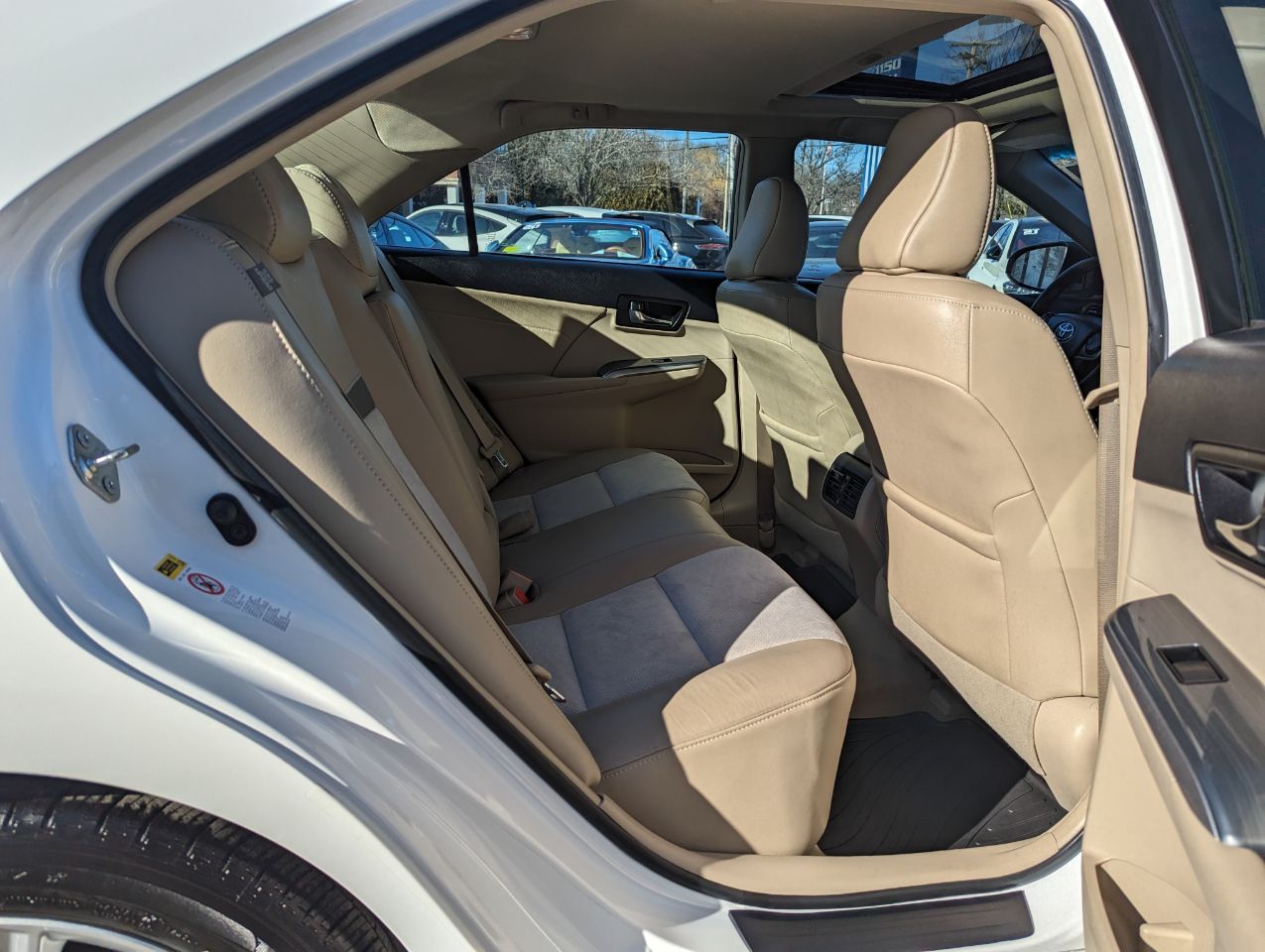 Toyota Camry Hybrid 4dr Sdn XLE (Natl) 2013