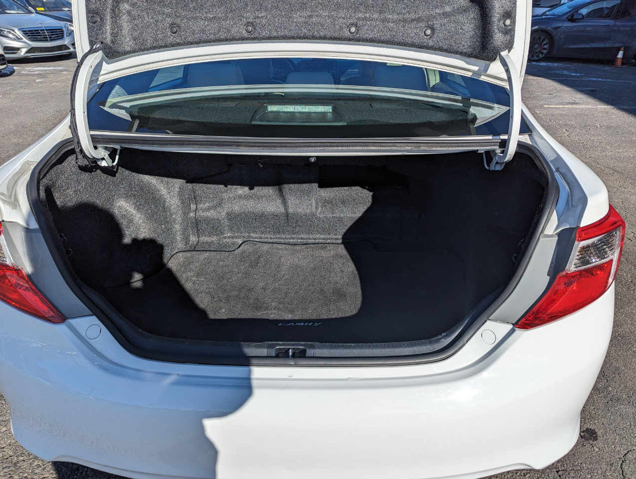 Toyota Camry Hybrid 4dr Sdn XLE (Natl) 2013