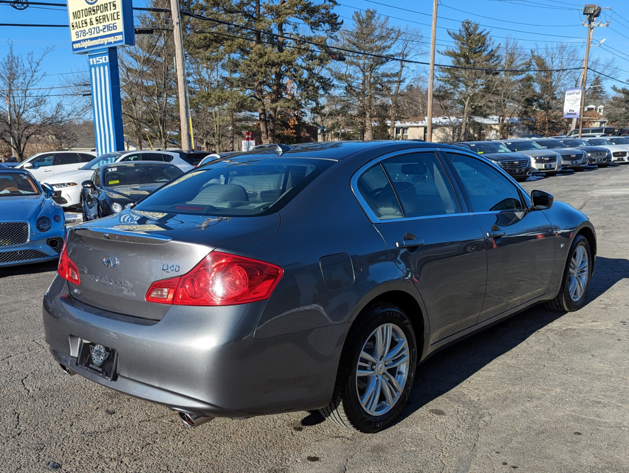 Infiniti Q40 4dr Sdn AWD 2015