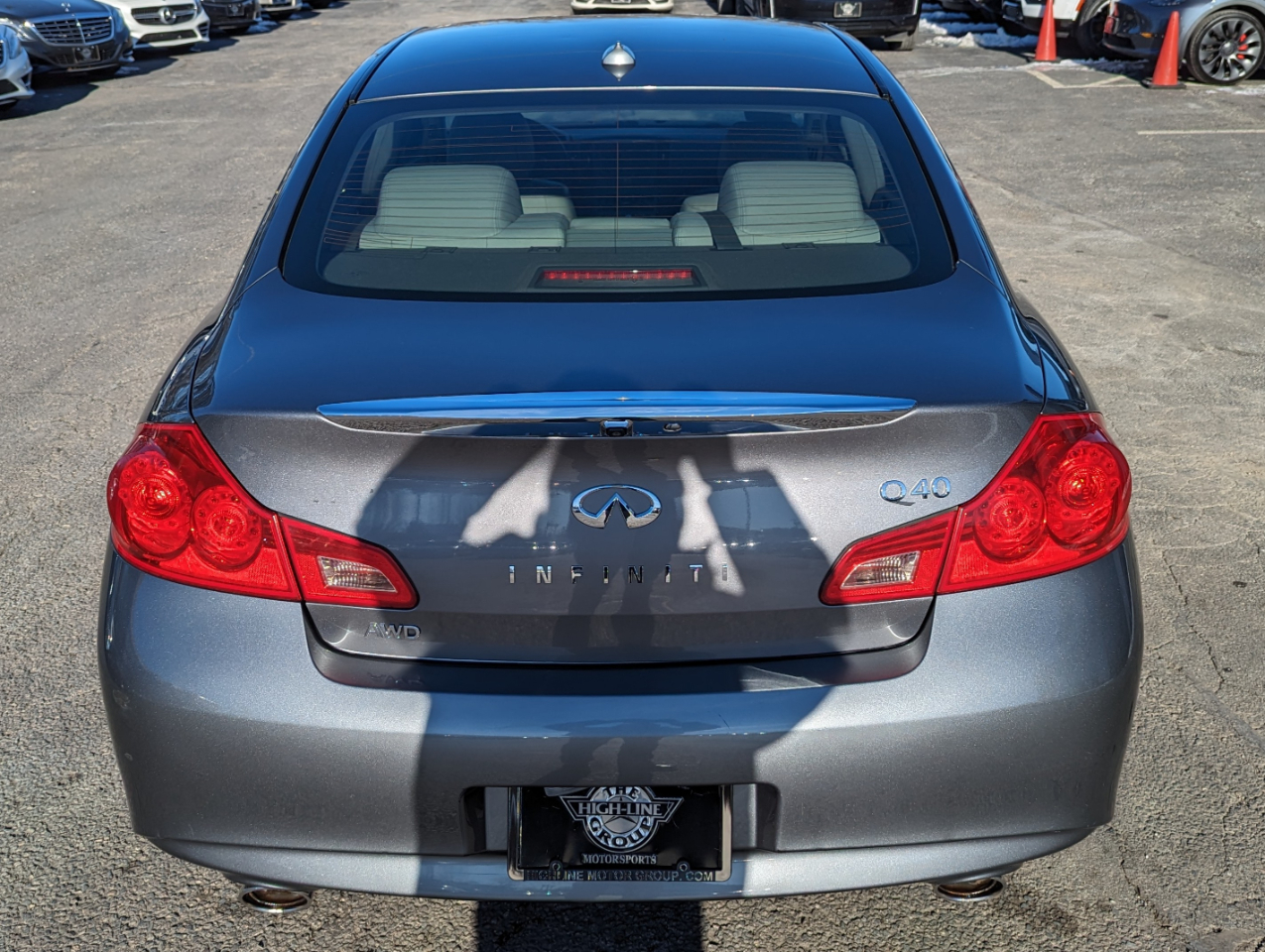 Infiniti Q40 4dr Sdn AWD 2015