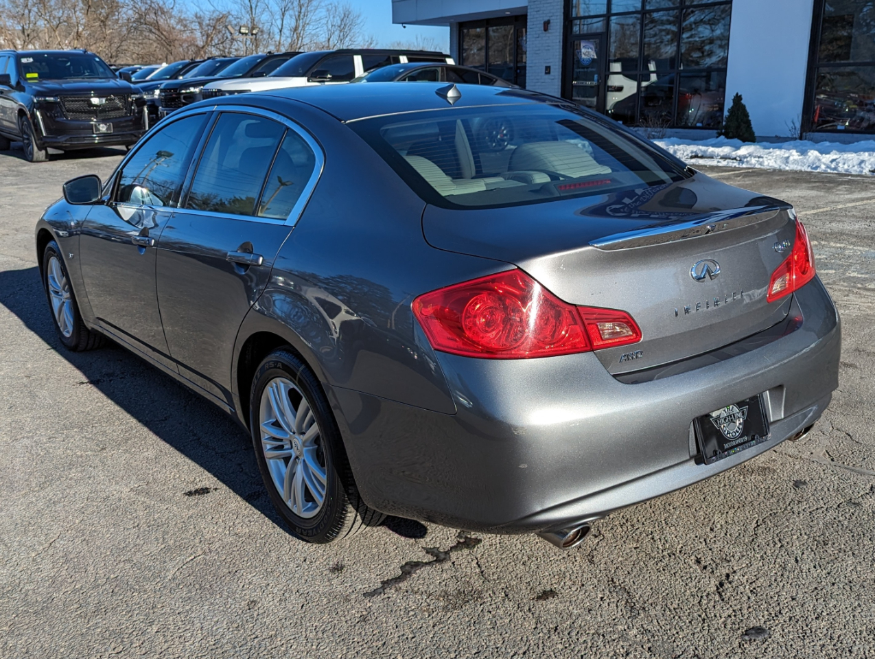 Infiniti Q40 4dr Sdn AWD 2015
