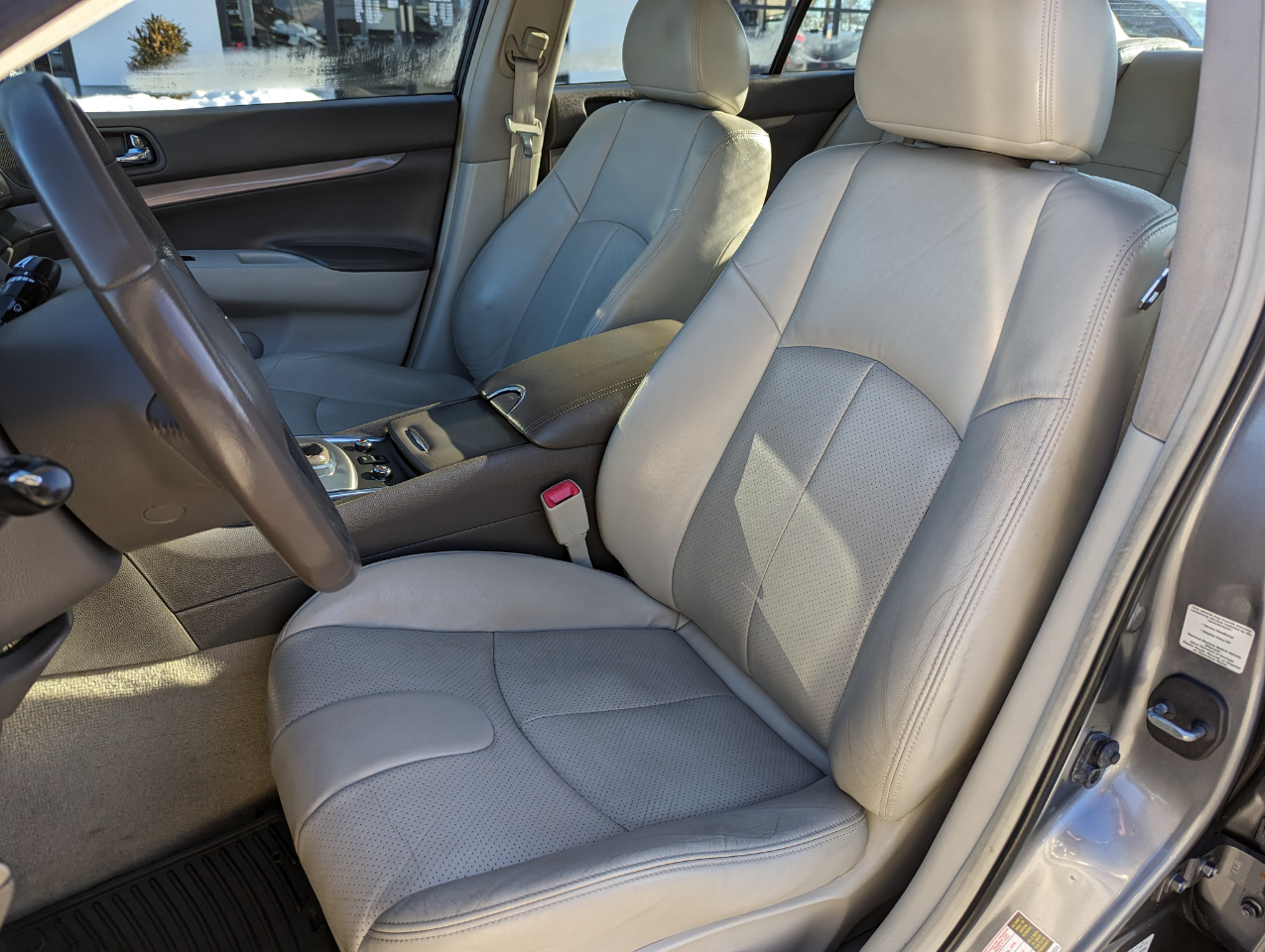 Infiniti Q40 4dr Sdn AWD 2015