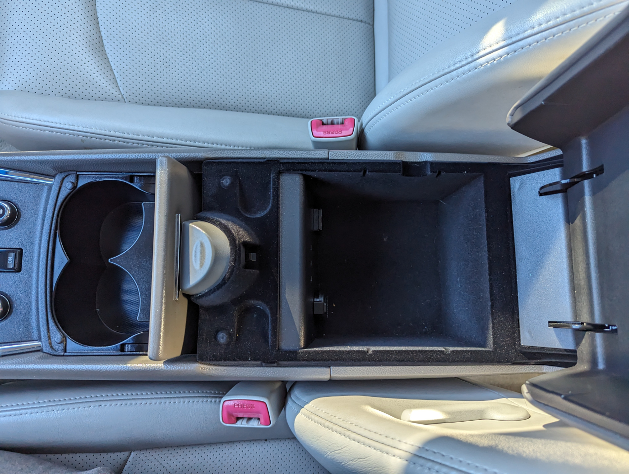 Infiniti Q40 4dr Sdn AWD 2015