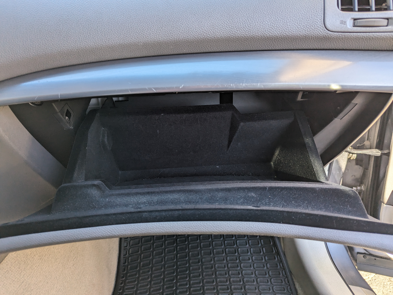 Infiniti Q40 4dr Sdn AWD 2015