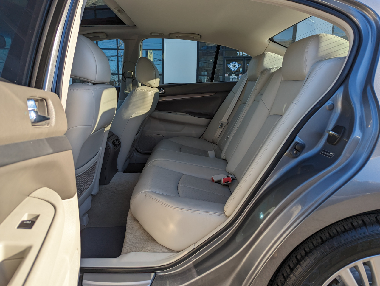 Infiniti Q40 4dr Sdn AWD 2015