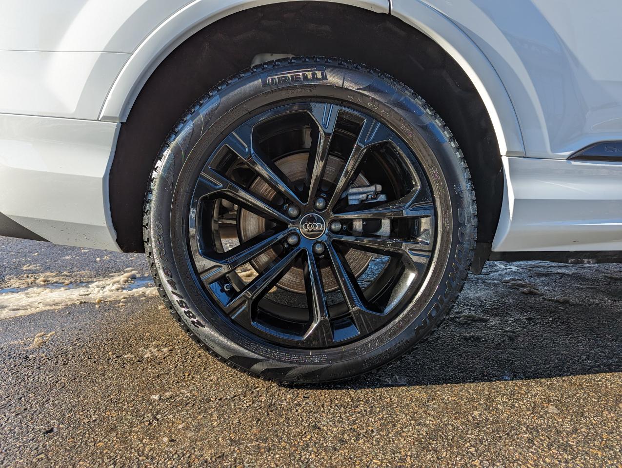 Audi Q7 Premium Plus 55 TFSI quattro 2025