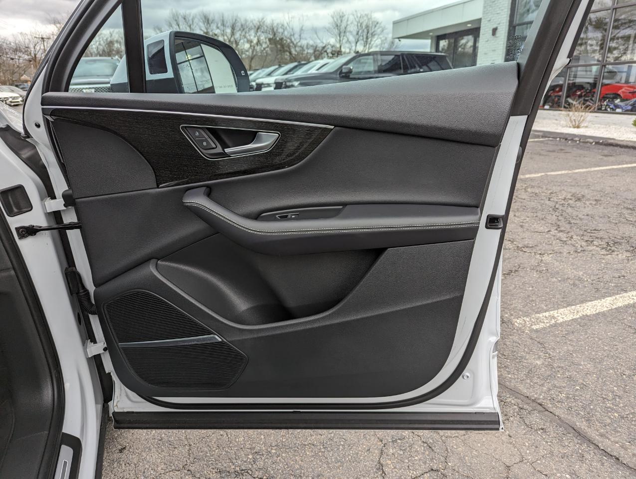 Audi Q7 Premium Plus 55 TFSI quattro 2025