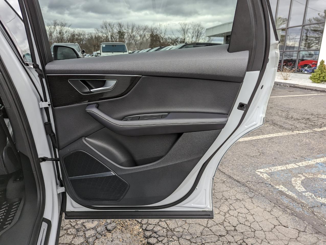 Audi Q7 Premium Plus 55 TFSI quattro 2025