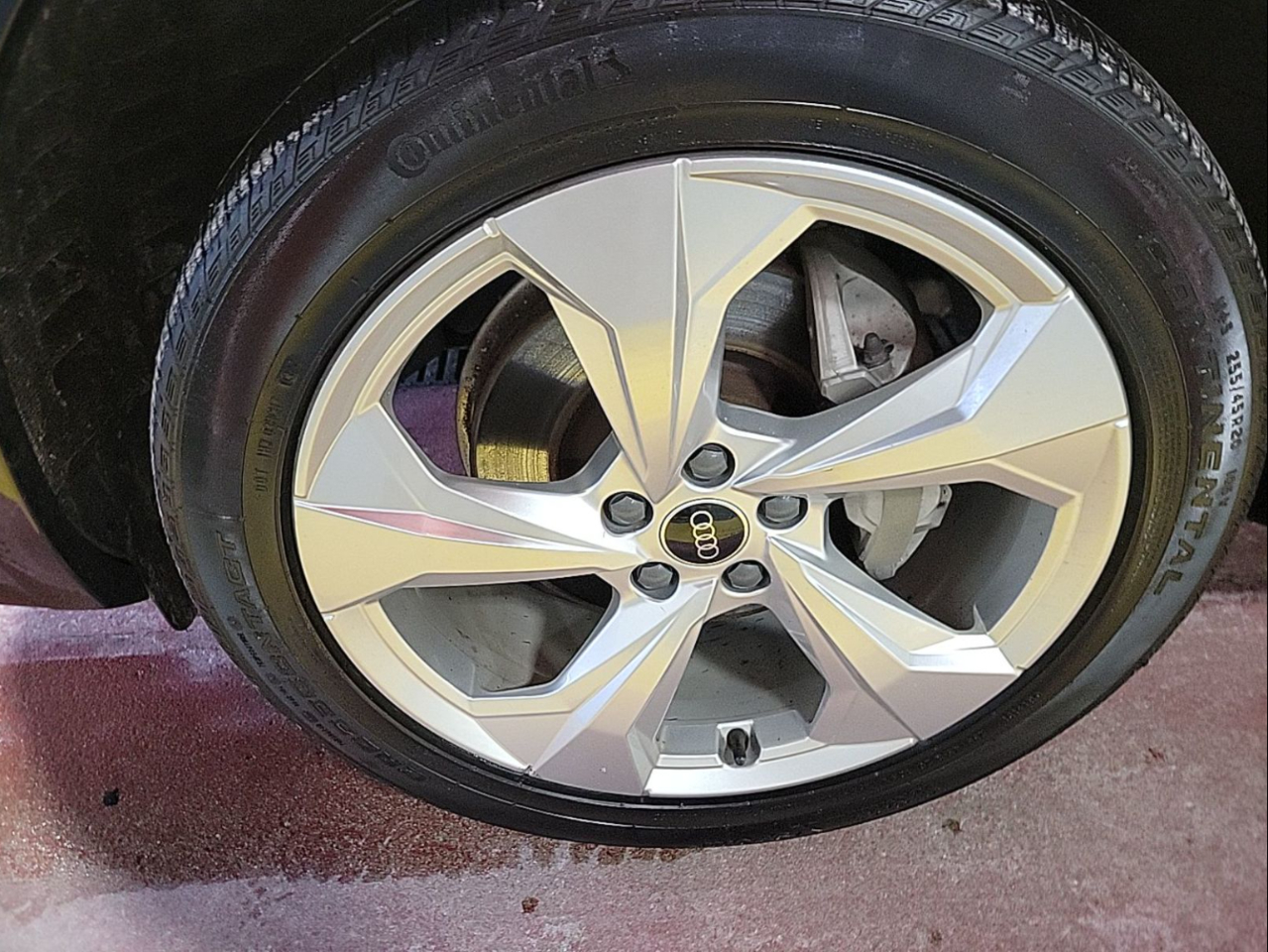 Audi Q5 Premium Plus 45 TFSI quattro 2021