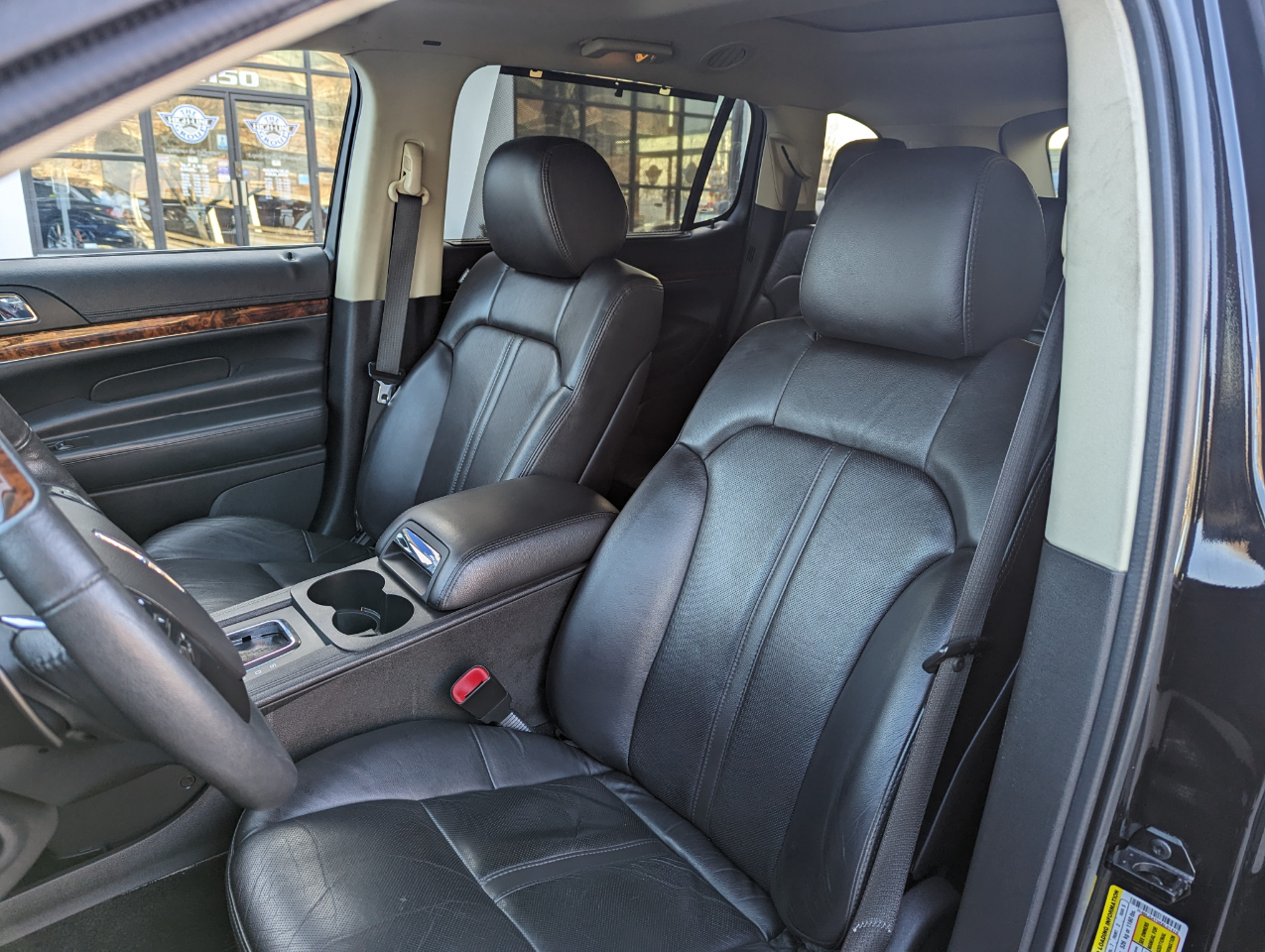 Lincoln MKT 3.5L AWD Standard 2019