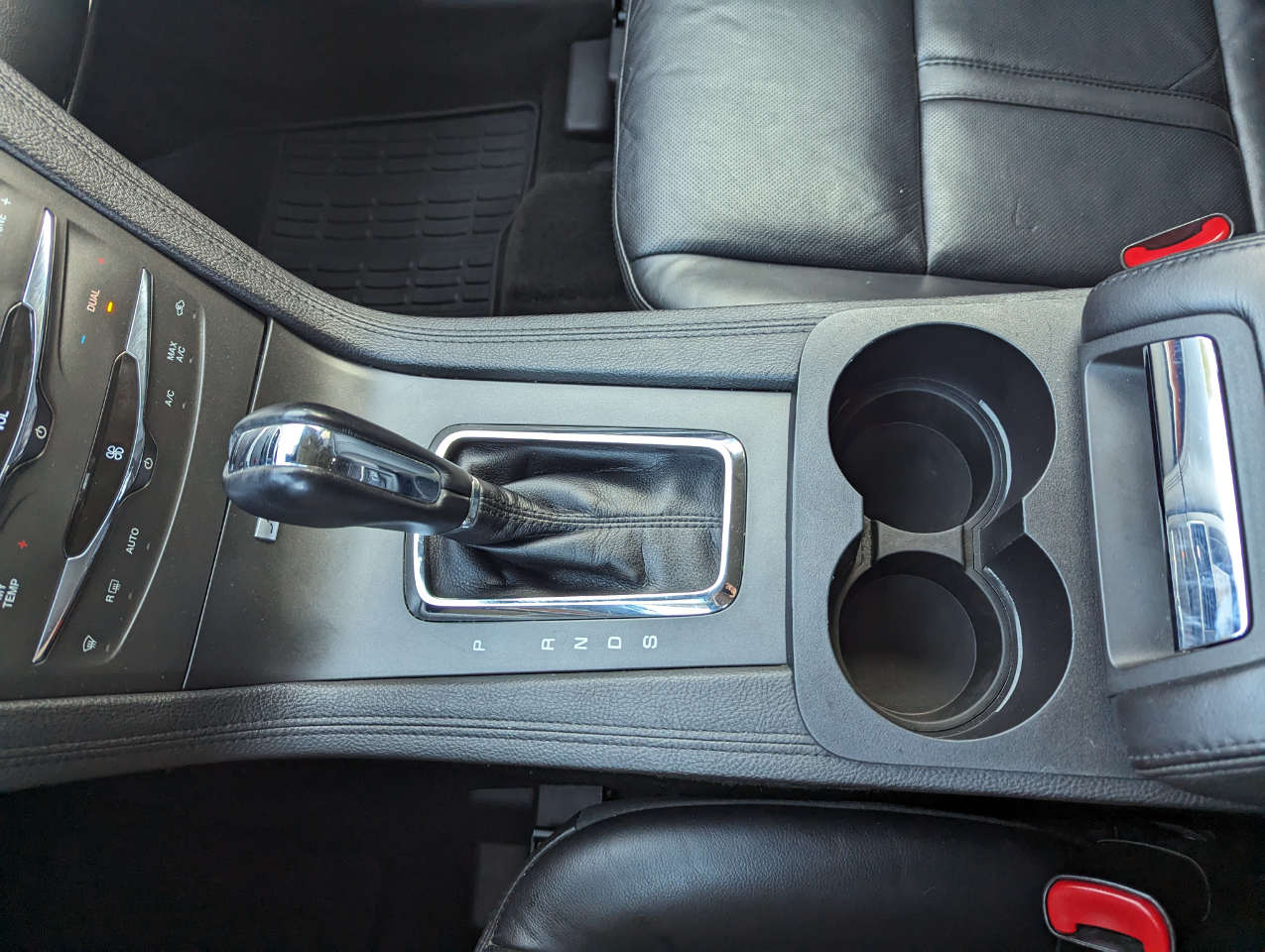 Lincoln MKT 3.5L AWD Standard 2019