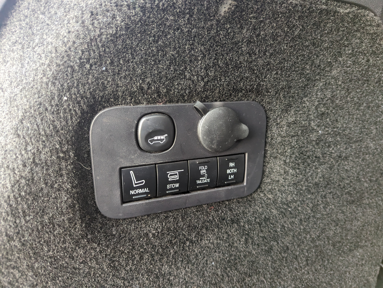 Lincoln MKT 3.5L AWD Standard 2019