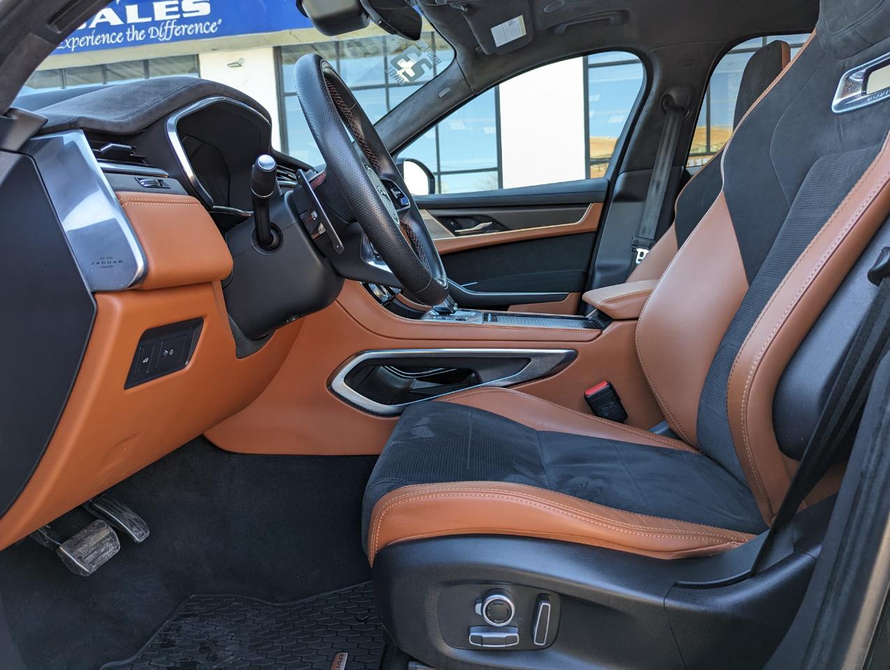 Jaguar F-Pace SVR AWD 2023