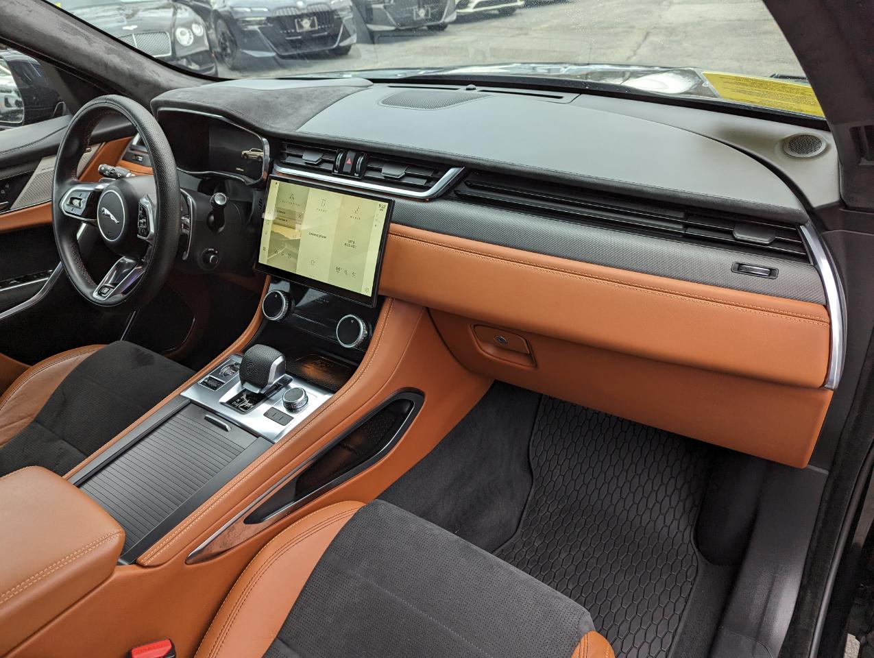 Jaguar F-Pace SVR AWD 2023