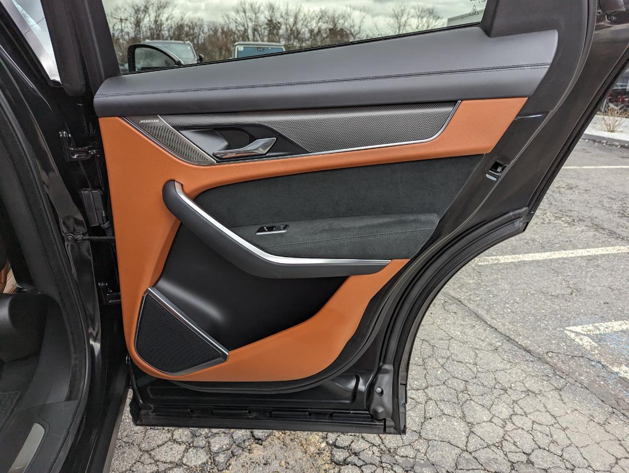 Jaguar F-Pace SVR AWD 2023