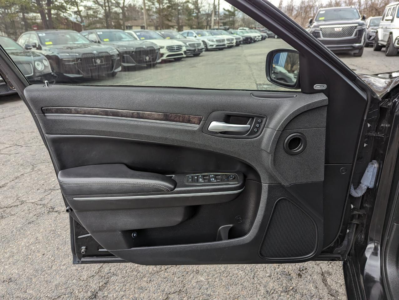 Chrysler 300 Touring L AWD 2021