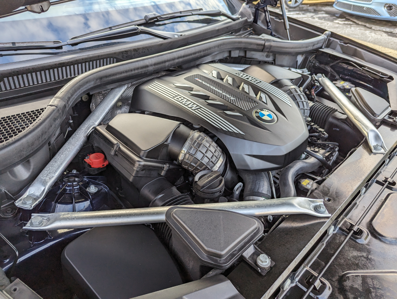 BMW X6 M50i Sports Activity Coupe 2023