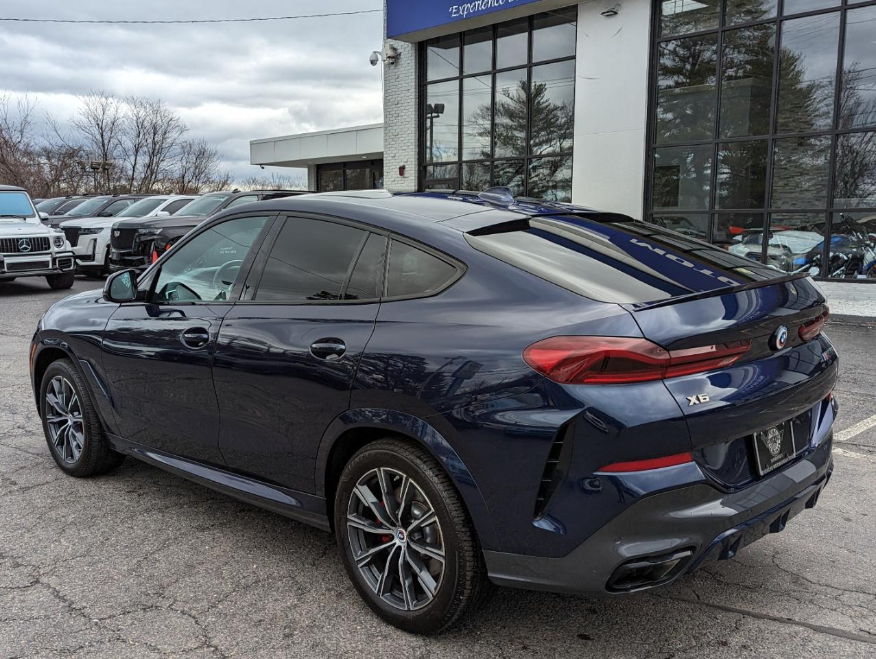BMW X6 M50i Sports Activity Coupe 2023