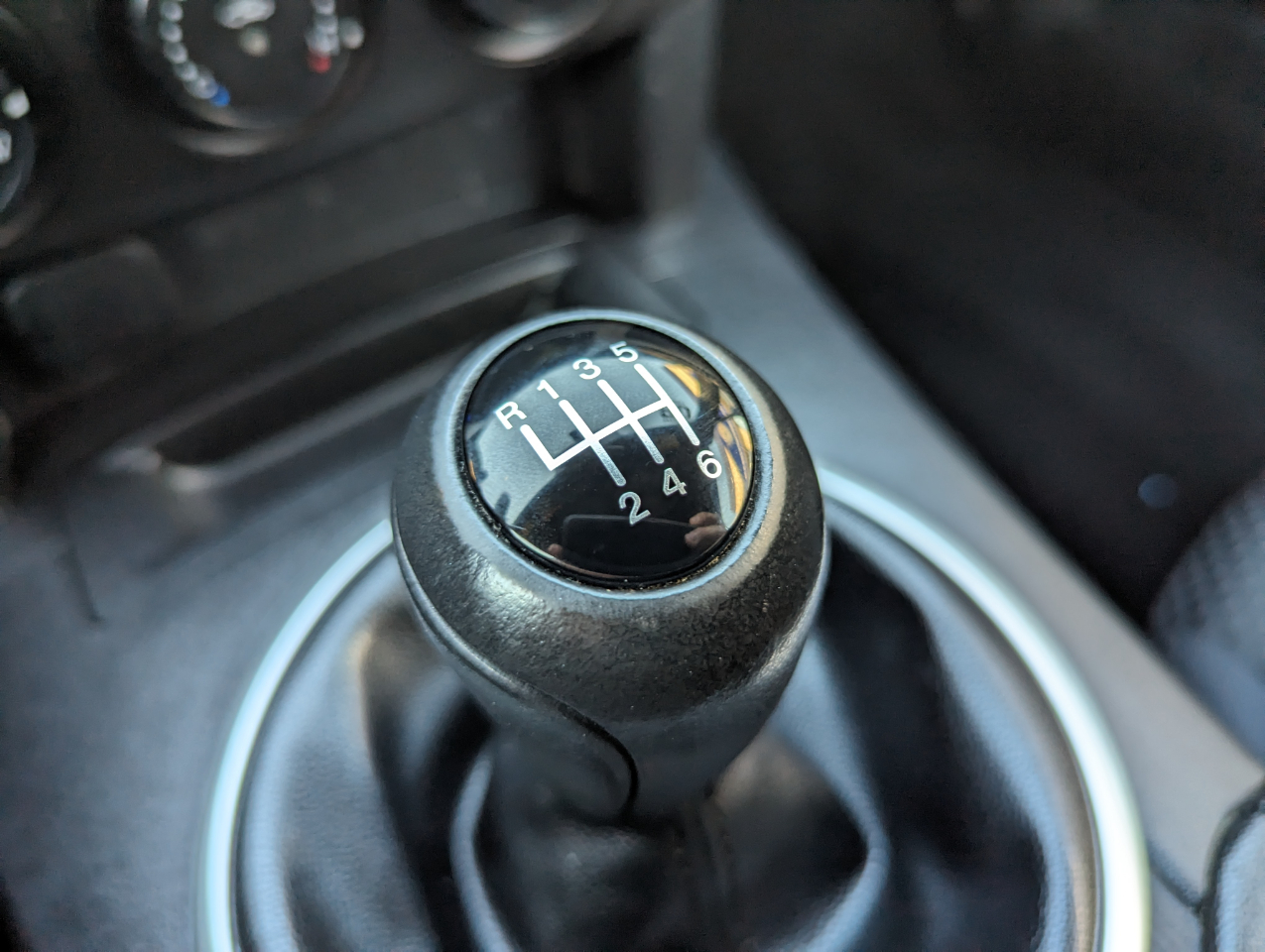 Mazda MX-5 Miata 2dr Conv Man Touring 2008