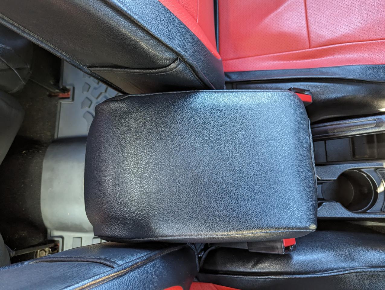 Jeep Wrangler Unlimited 4WD 4dr Sport 2011