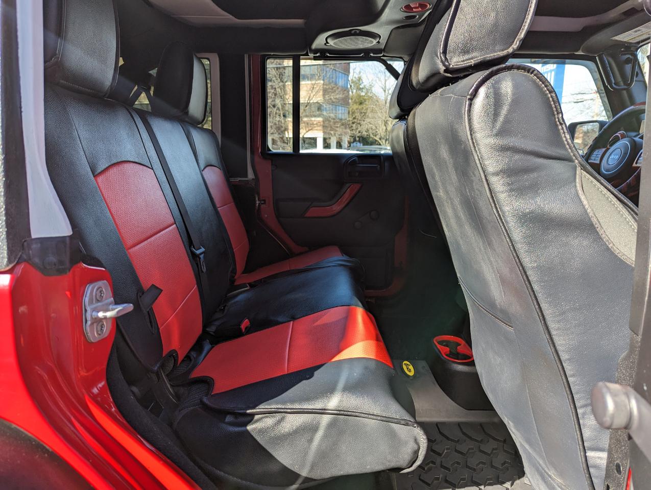 Jeep Wrangler Unlimited 4WD 4dr Sport 2011