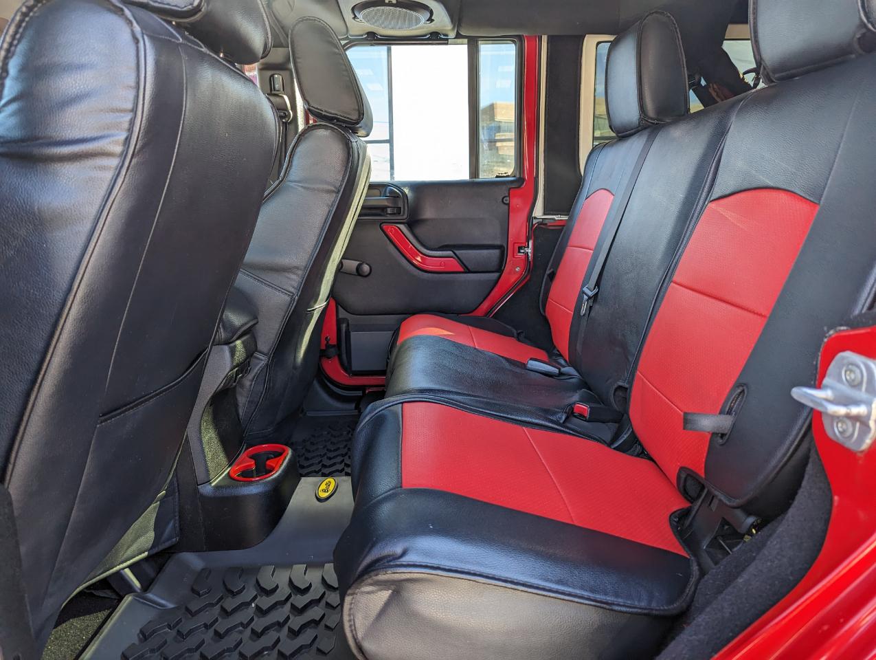 Jeep Wrangler Unlimited 4WD 4dr Sport 2011