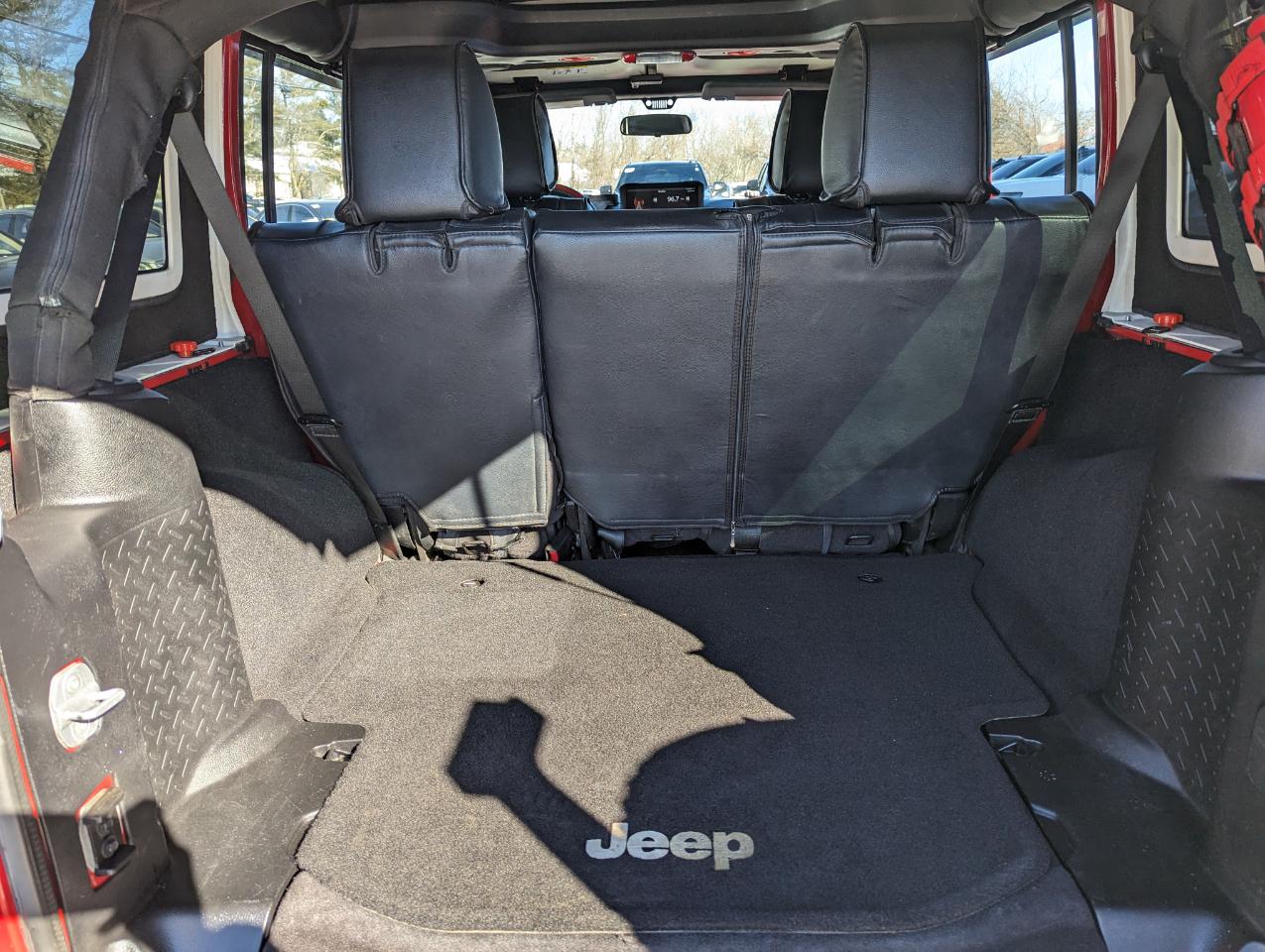 Jeep Wrangler Unlimited 4WD 4dr Sport 2011